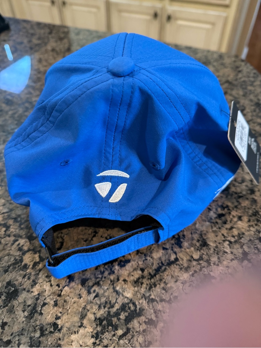 TaylorMade Blue Golf Cap with White Logo - Picture 4 of 4